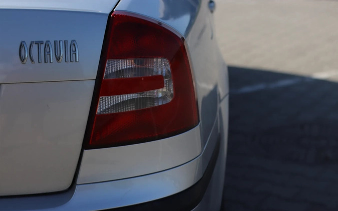 Skoda Octavia cena 12200 przebieg: 268000, rok produkcji 2004 z Żywiec małe 106